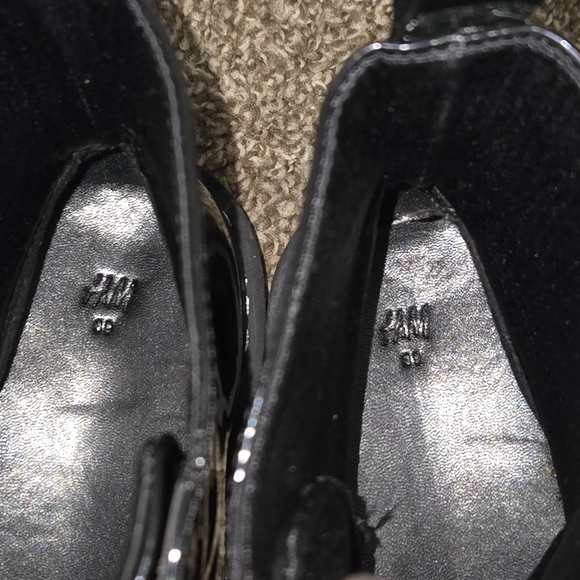Black H&M Ankle-High Boots - Picture 5 of 14